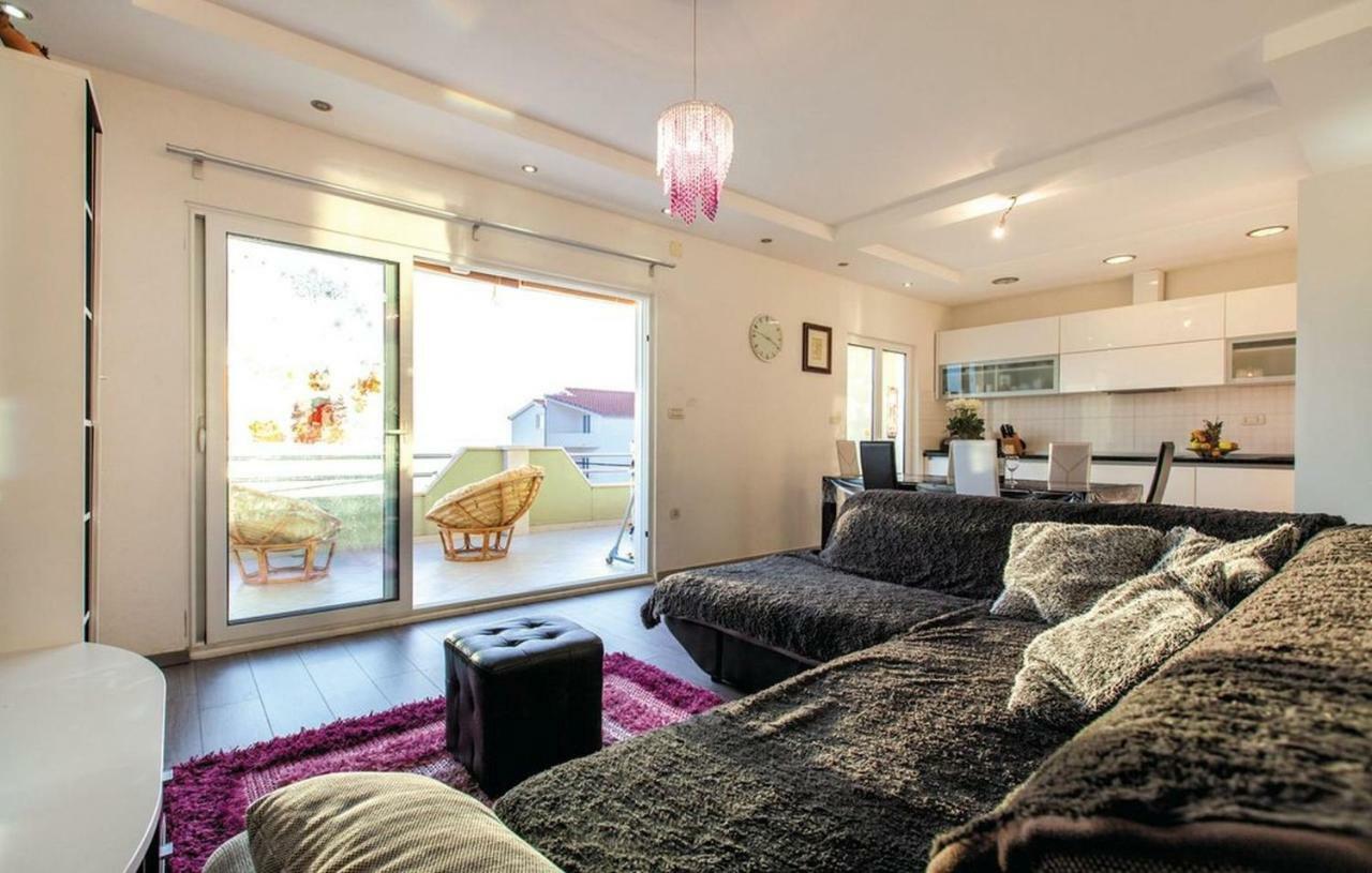 Beach Apartman Petra โปดสตรานา ภายนอก รูปภาพ